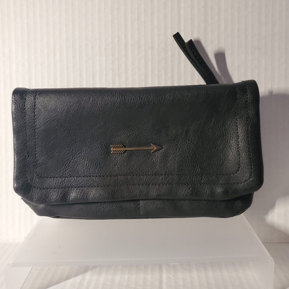 Mossimo Arrow Black Faux Leather Double Snap Close Crossbody Wallet Purse Clutch